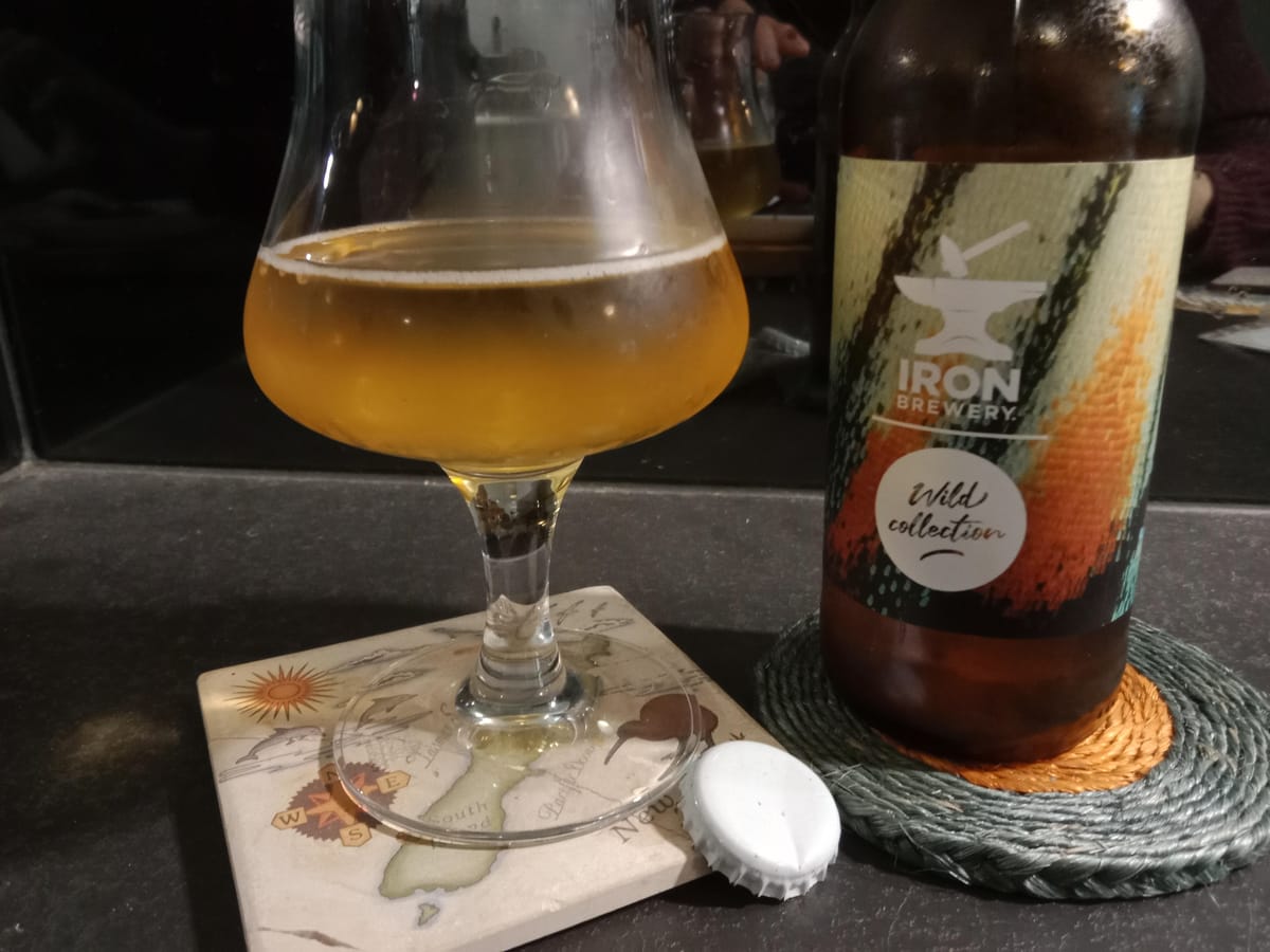 Photo from the review by ClemBuntu